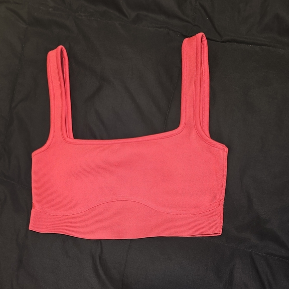 Pink Ribbed Crop Top - Picture 3 of 5